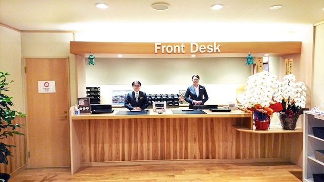 奈良県外国人観光客交流館 (奈良県猿沢イン)