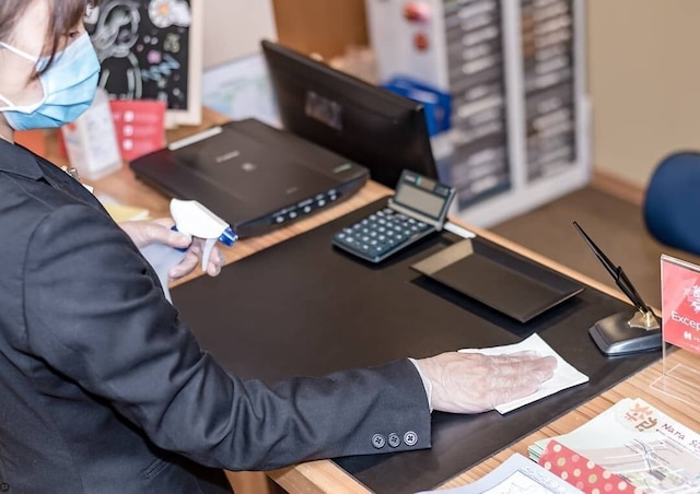 奈良県外国人観光客交流館 (奈良県猿沢イン)