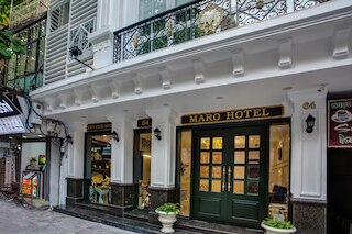 マロ ホテル