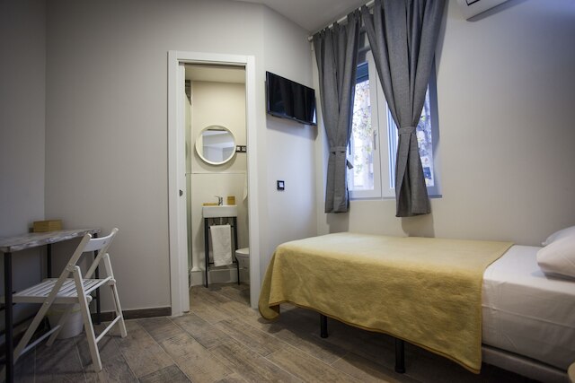 ホスタル CC アトーチャ