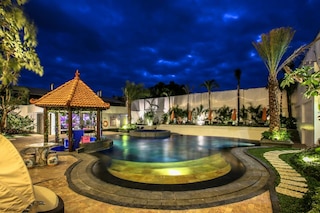 KJ ホテル ヨギャカルタ