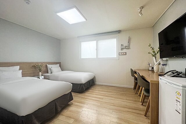 MALU ホテル スウォン