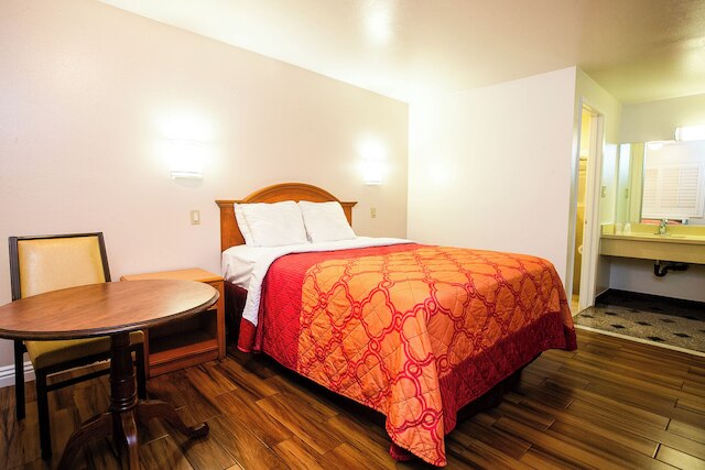 トロピック ロッジ