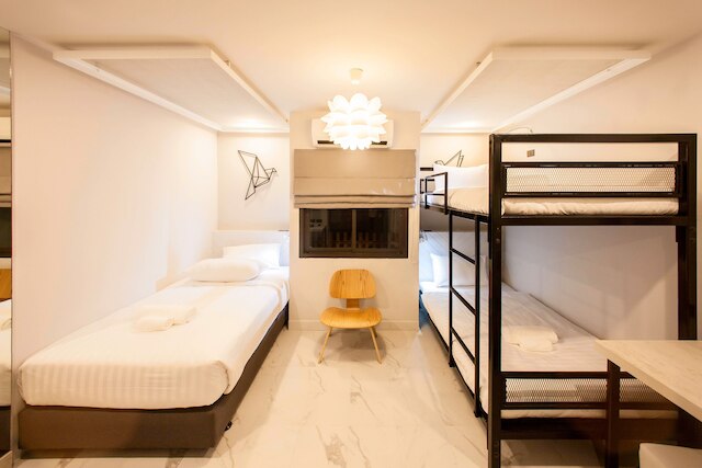 ウィー ターミナル ホテル