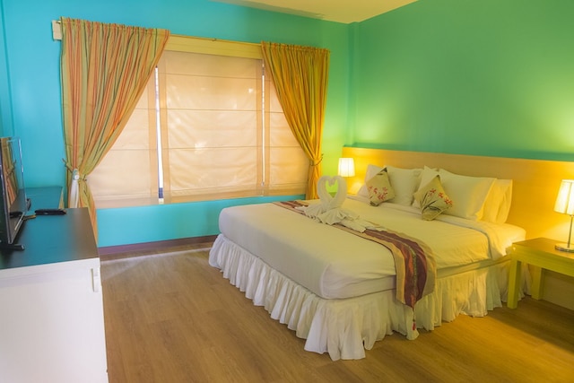 グルー チェンマイ