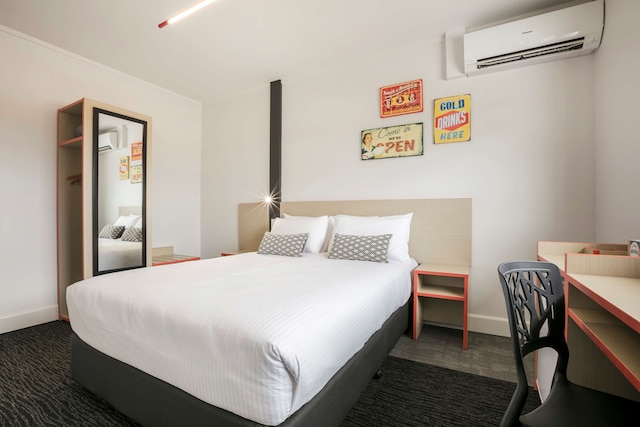 ナイトキャップ アット キャンプ ヒル ホテル