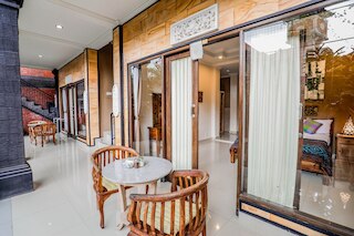 ワルジ ハウス 1