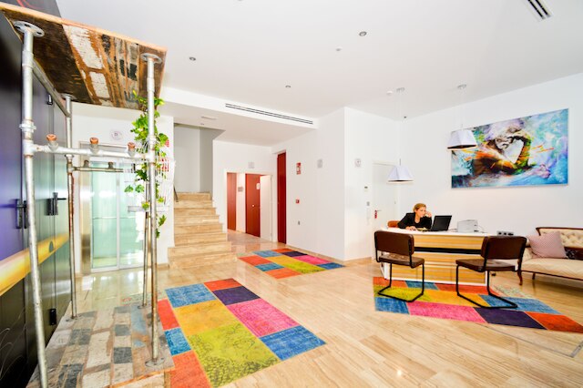 ザ ツェントラル アレナル スイーツ