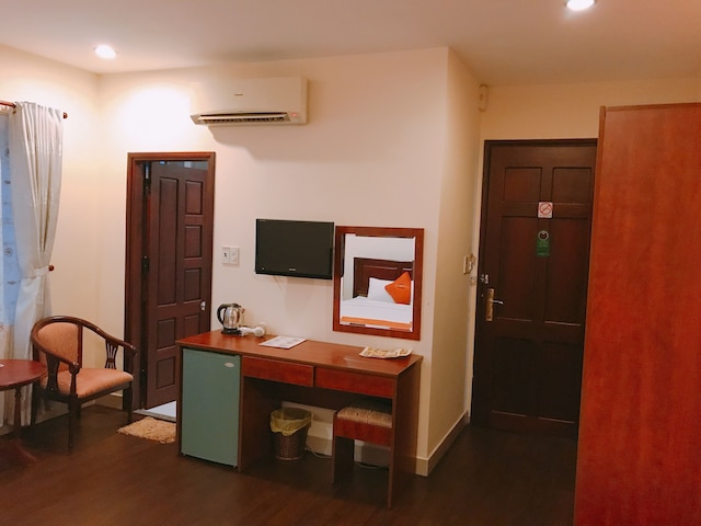 ゴールデン スター ホテル