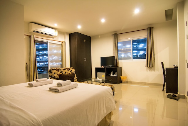 アット ホーム アット ウドン