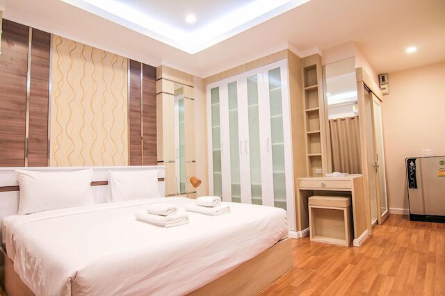 アット ホーム アット ウドン