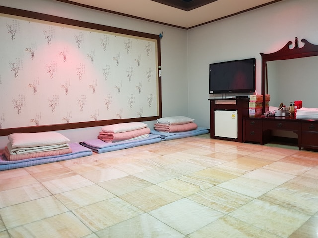 プラス モーテル