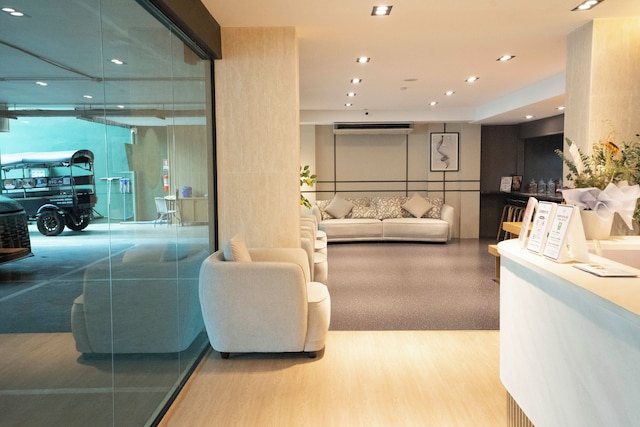 インフィニット ホテル アット ラチャダー