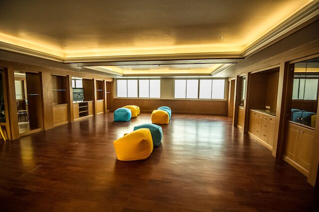 グルー セントラル プラトゥーナム