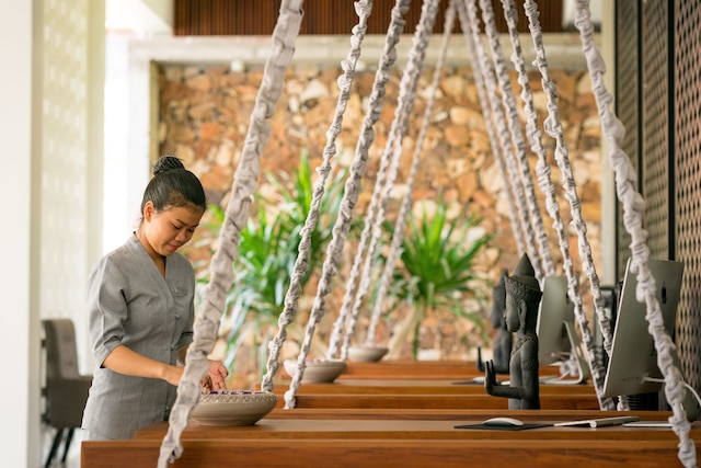 メッタ レジデンス & スパ