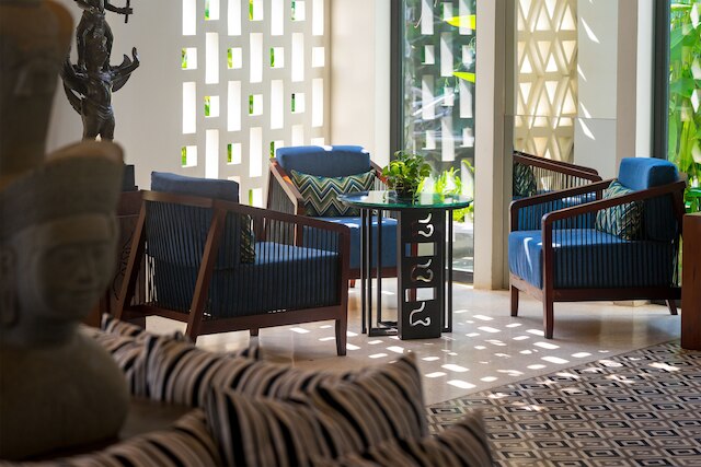 メッタ レジデンス & スパ