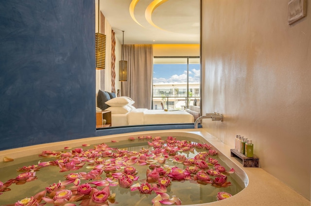 メッタ レジデンス & スパ