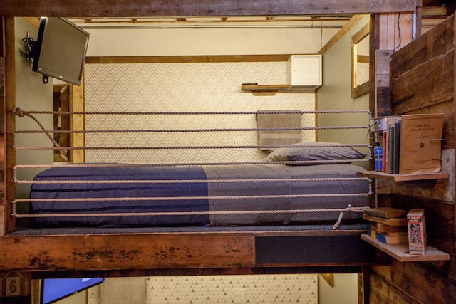 ポッドシェアロスフェリーズ - ホステル