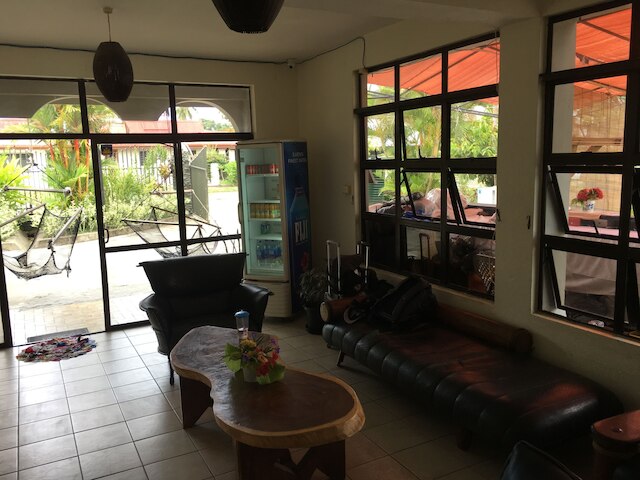 ブルーウォーター ロッジ - ホステル