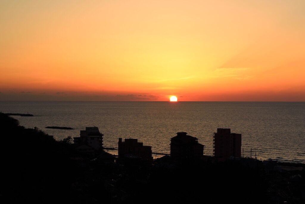 3.ホテル満光園