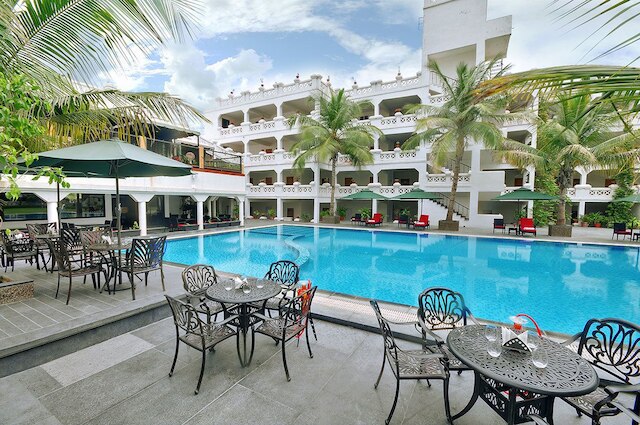 アーリヤ グランド ホテルズ & リゾーツ