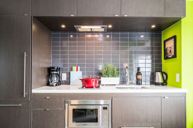 クイックステイ - ヨークビル ドリーム (ヤング & ブロアー)