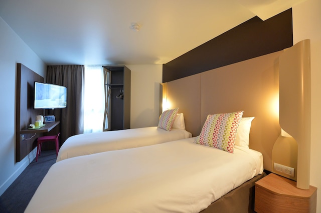 カンパニーレ パリ - クリシー センター