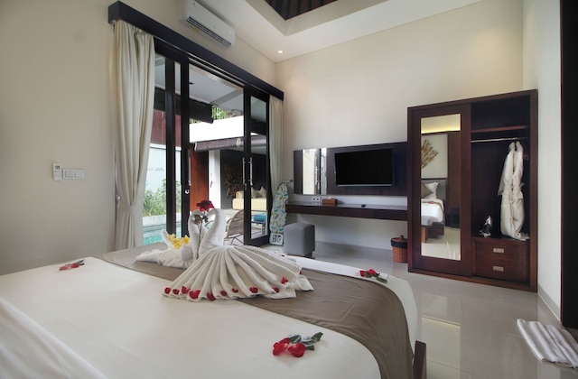 スダー ヴィラ バリ バイクバイク