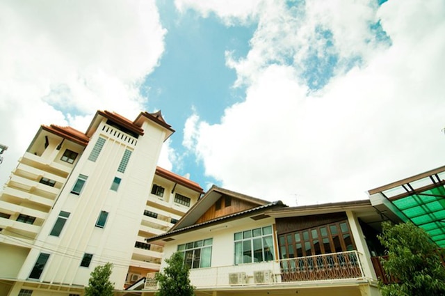 スワンカブリ ブティック ホテル