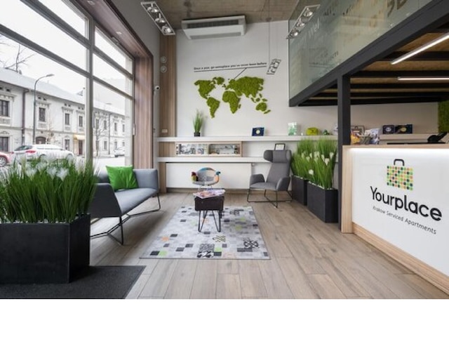 M57 バイ セルフサービスドアパートメント