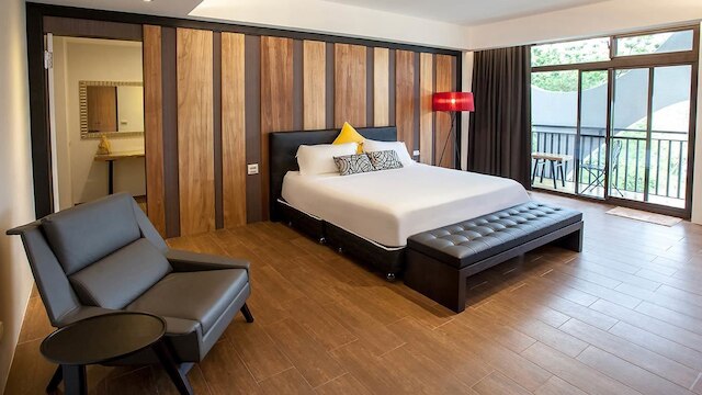 W スター (渥爾夫)