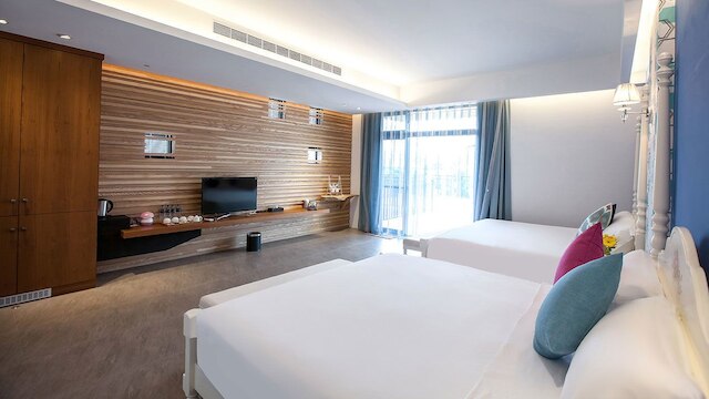 W スター (渥爾夫)