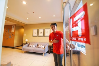 ホームタウン ホテル マカティ - エドサ