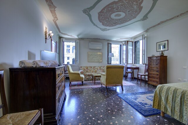 グリッティ大運河