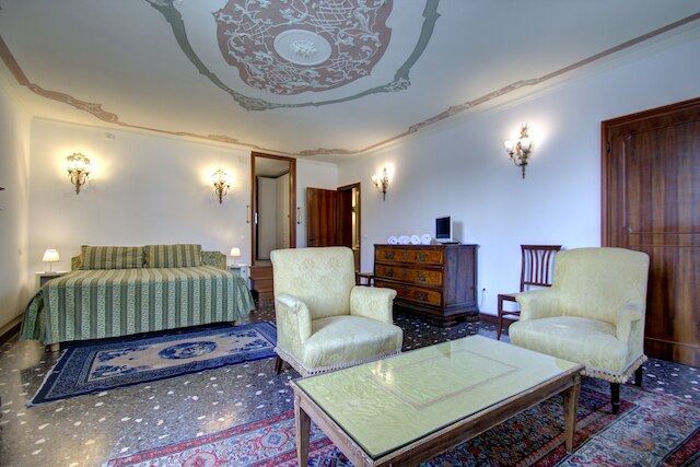 グリッティ大運河