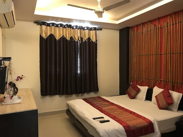 ホテル ナンド カルタール オーキッド スイーツ