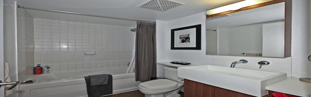 クリーン アンド コージー リバティー ヴィレッジ