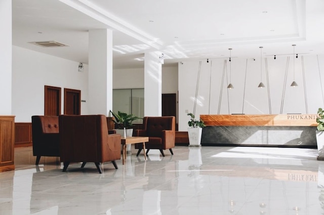 フーカニング ホテル