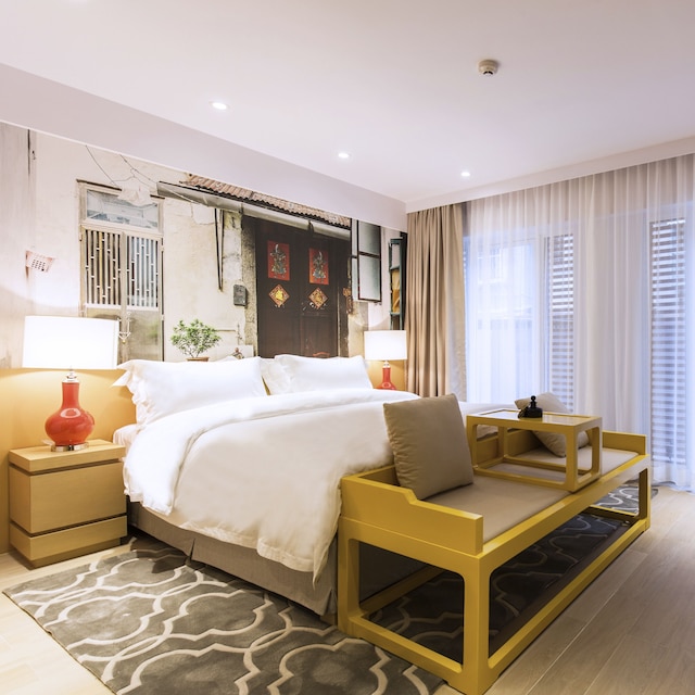 カラヴェル ホテル