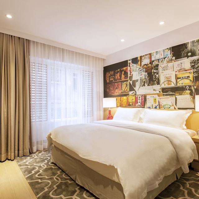 カラヴェル ホテル