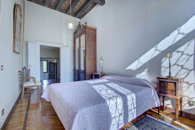 ラボソ・グランド9窓