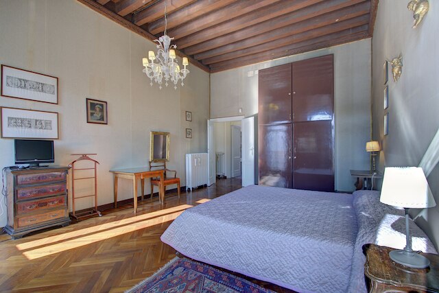 ラボソ・グランド9窓