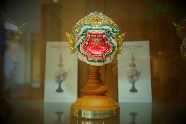 シリ ポッシュテル バンコク