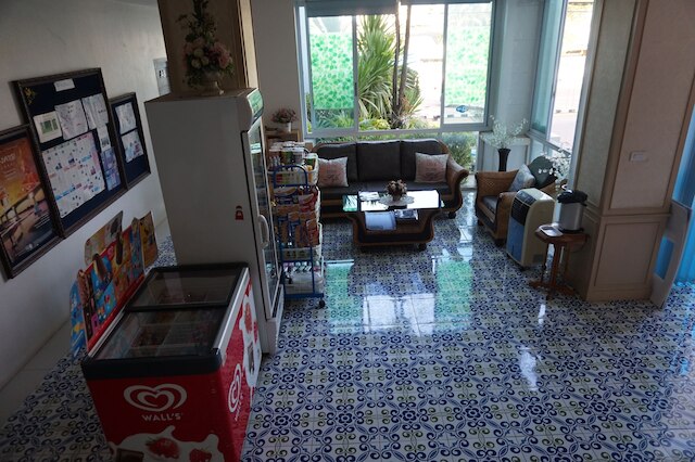 クリスタル ノンカイ ホテル