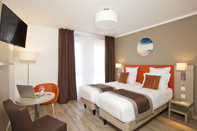 レジドホーム パリ ローザ パーク