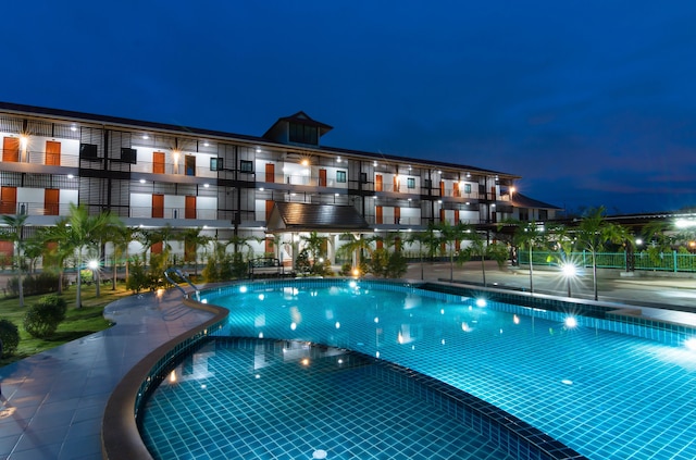 サムロン ガーデン リゾート