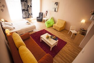 リディツカー アパートメンツ