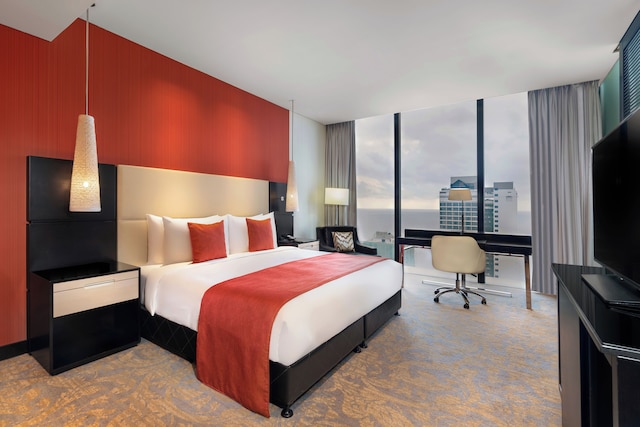 NH コレクション コロンボ