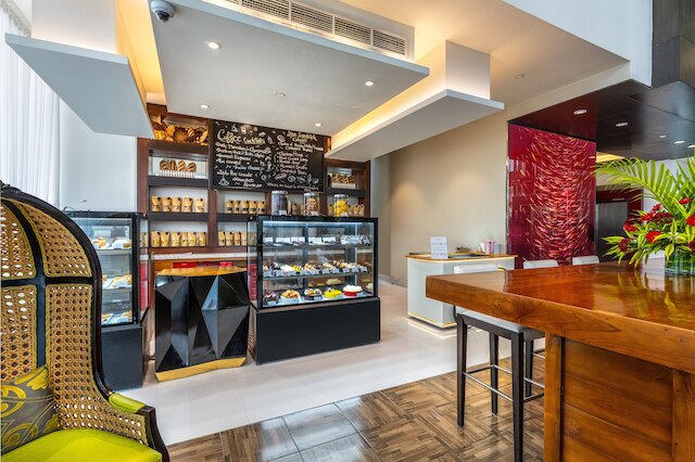 NH コレクション コロンボ