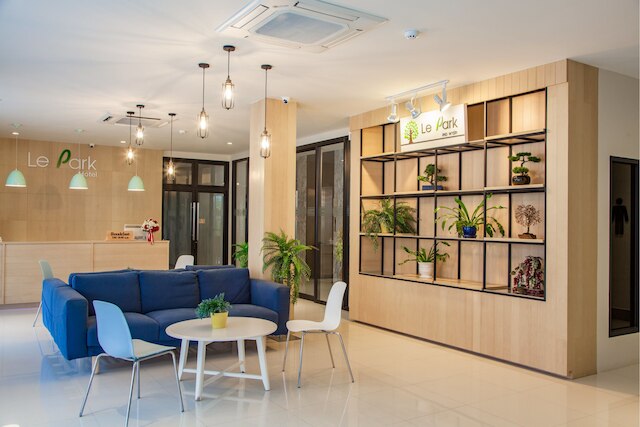 ル パークホテル